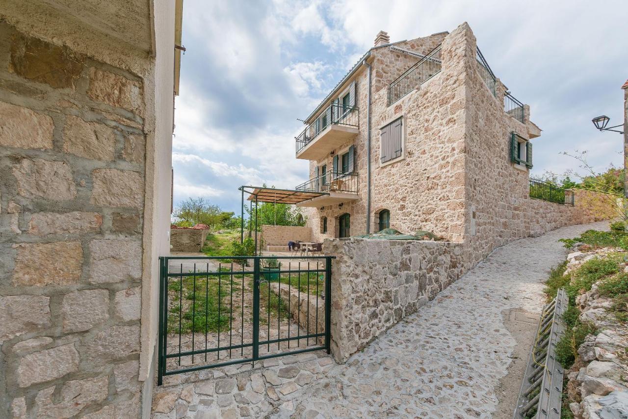 Apartment Zvonimir Igrane Exteriér fotografie